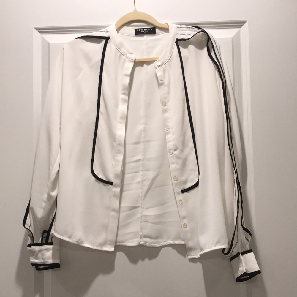 NWOT Few Moda White Blouse with Lace Detail
